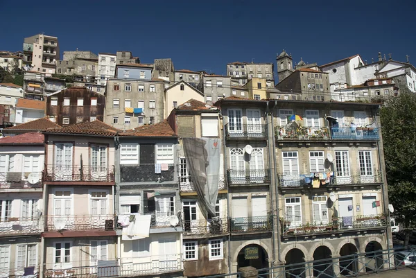 The old city of Oporto, on Douro river, Portugal, Europe — стоковое фото