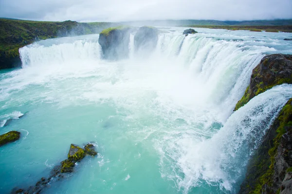 冰岛北部的 godafoss 瀑布 — 图库照片