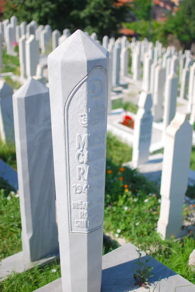 Muslimischer Friedhof in Sarajevo, Bosnien — Stockfoto