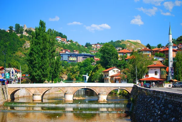 Сараево столица Боснии и Герцеговины летом — стоковое фото