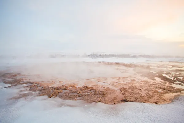 Geysir im Winter, Island, Skandinavien — Stockfoto