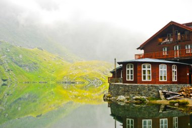 dağlarda, Karpatlar, Romanya, Avrupa göl evi
