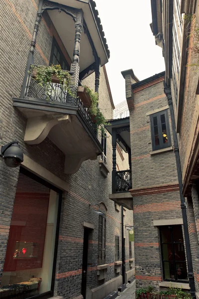 Narrow alley of Shanghai xintiandi — Stock Photo, Image