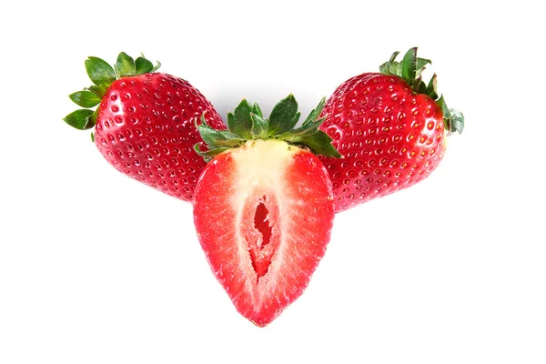 Drei reife Erdbeeren — Stockfoto