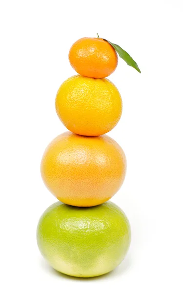 Piramida z owoców cytrusowych mix — Zdjęcie stockowe