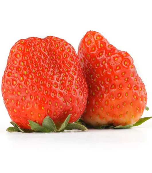 新鲜成熟的完美草莓 — 图库照片