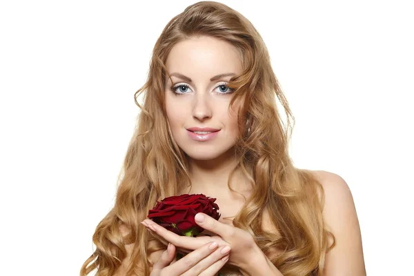 Αισθησιακό όμορφη γυναίκα με κόκκινο τριαντάφυλλο — Φωτογραφία Αρχείου