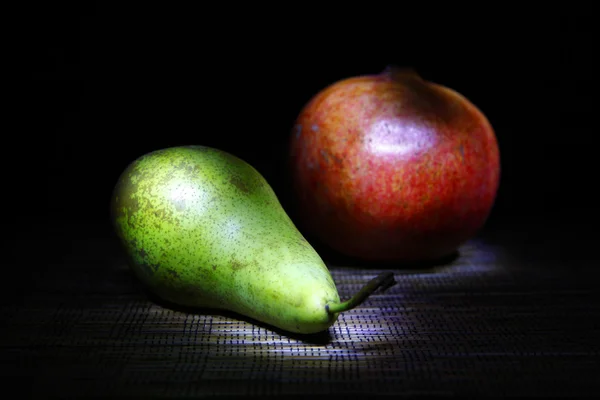 Frutas no estúdio — Fotografia de Stock
