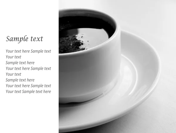 Xícara branca de café na mesa — Fotografia de Stock