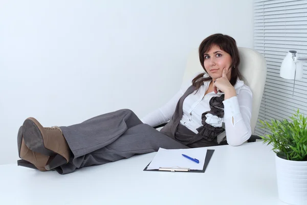 Successful business woman in office — Stock Photo, Image