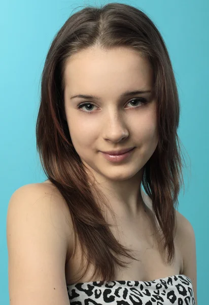 Fiatal mosolygó nő divat modell — Stock Fotó