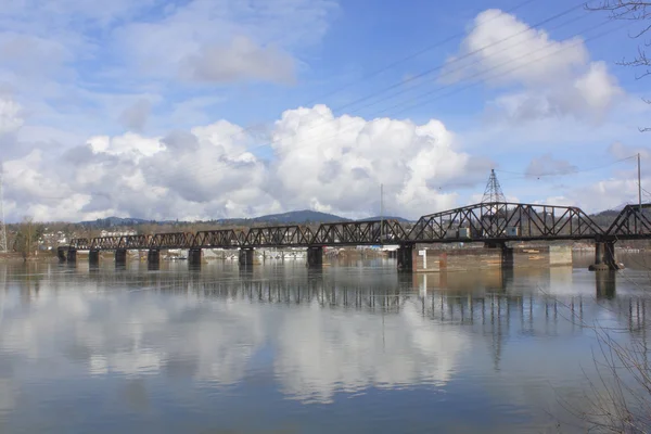 Tåg bro — Stockfoto