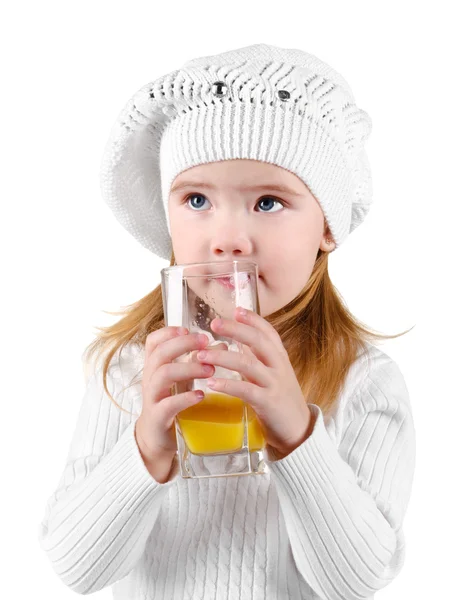 meyve suyu içme güzel küçük kız portresi