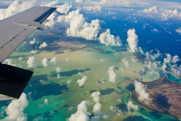 Turks and Caicos lagune shot from plane — Stock Photo, Image