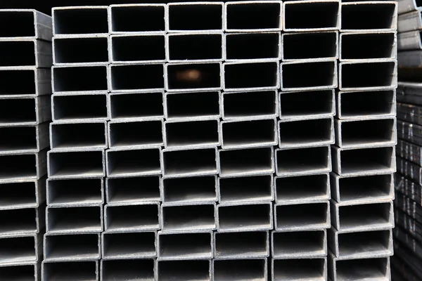 Metalowych profili kwadratowych — Zdjęcie stockowe