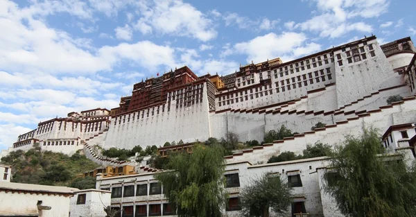Fortress in Lhasa — Stock Photo, Image