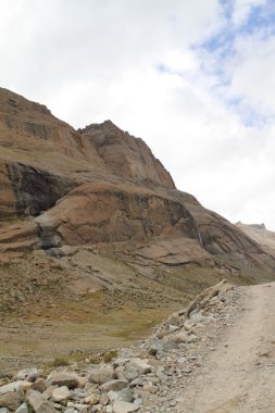 tibet eteklerinde