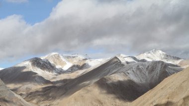 tibet eteklerinde