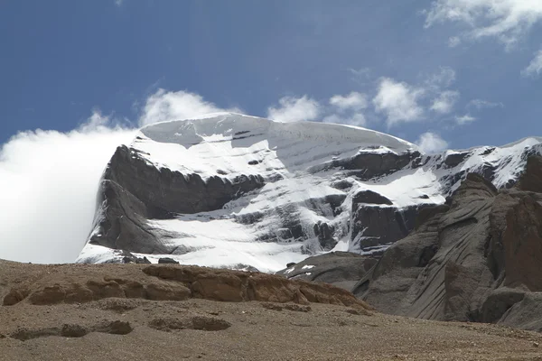 チベットのふもとの小丘 — ストック写真