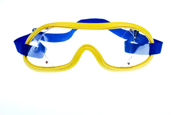 Fallschirmspringerbrille auf weißem Hintergrund — Stockfoto