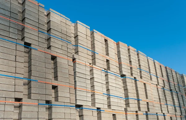 Empilhados tijolos — Fotografia de Stock