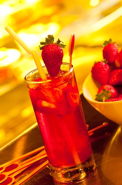 Ice strawberry tea — Stock Photo, Image