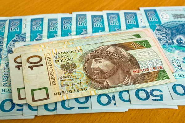 Polske penge - zloty, sedler på bordet - Stock-foto