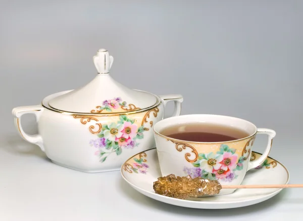 Чашка чая с сахаром — стоковое фото