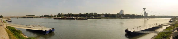 Donau rivier panorama — Stockfoto