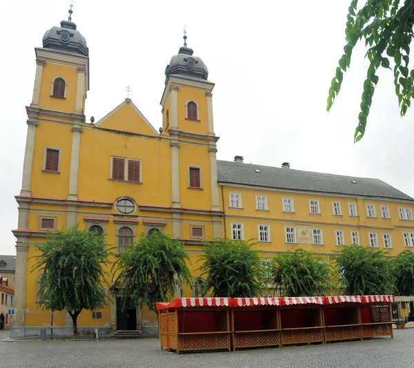 Piaristicky kostol sv。frantiska xavarskeho — 图库照片