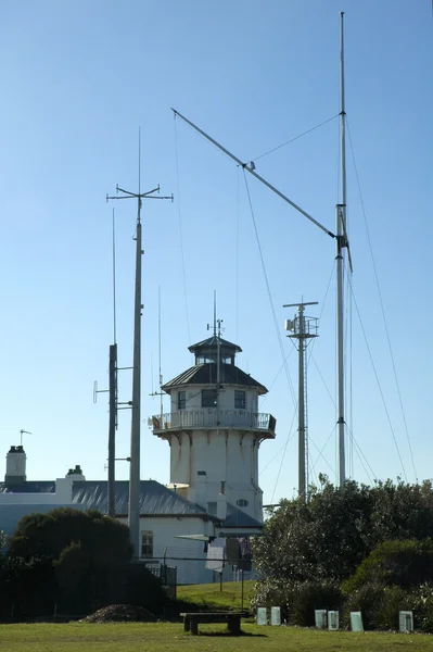 Старый маяк — стоковое фото