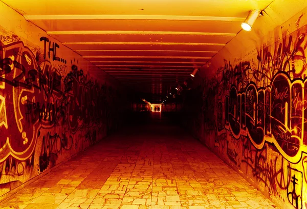 Тоннель в ад — стоковое фото