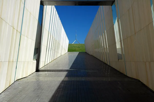 Canberra monument — Stockfoto