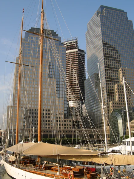 Brooklyn bridge park세계 금융 센터 — 스톡 사진