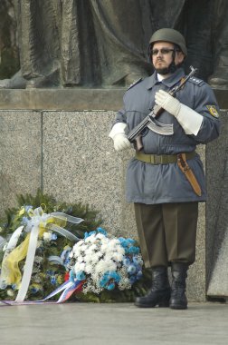 onur bekçi