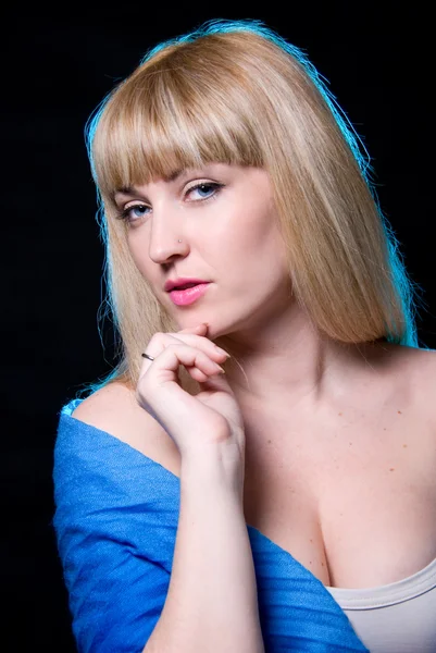 Portret van de mooie blonde — Stockfoto