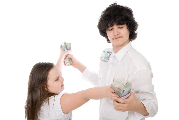Tizenévesek pénzt osztani — Stock Fotó