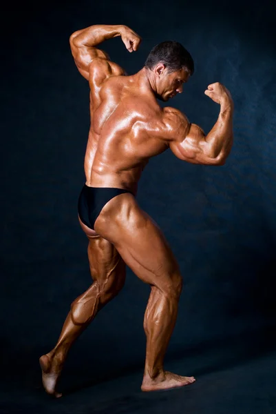 Modelo masculino musculado — Fotografia de Stock
