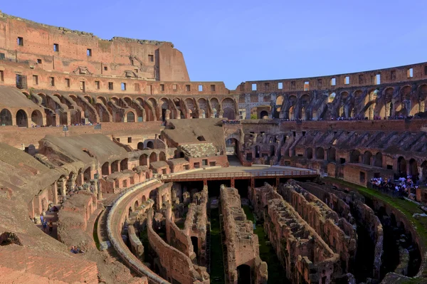Colosseum, Řím, interiér — Stock fotografie
