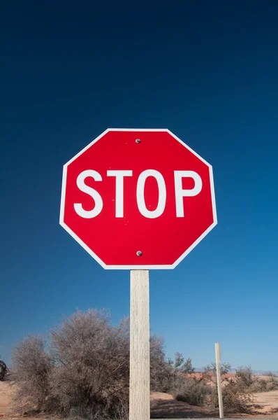 Pouštní značka stop — Stock fotografie