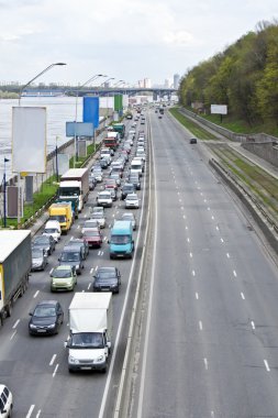 araba yolu tıkanıklığı