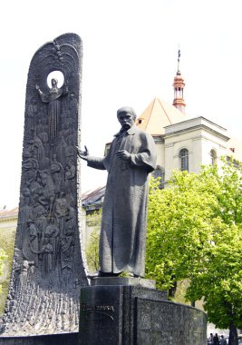 Shevchenko Anıtı