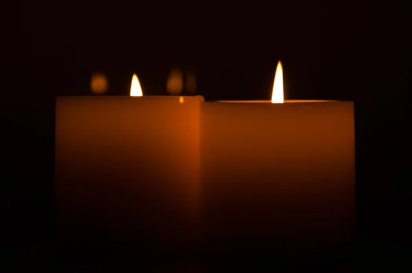Kaarsen in het donker — Stockfoto