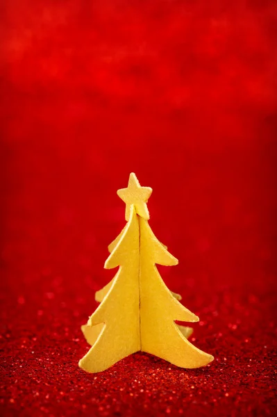Goldener Weihnachtsbaum — Stockfoto