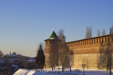 Kremlin duvarı ve kule