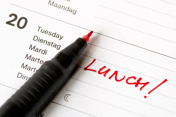 Nota de recordatorio del almuerzo en el calendario — Foto de Stock