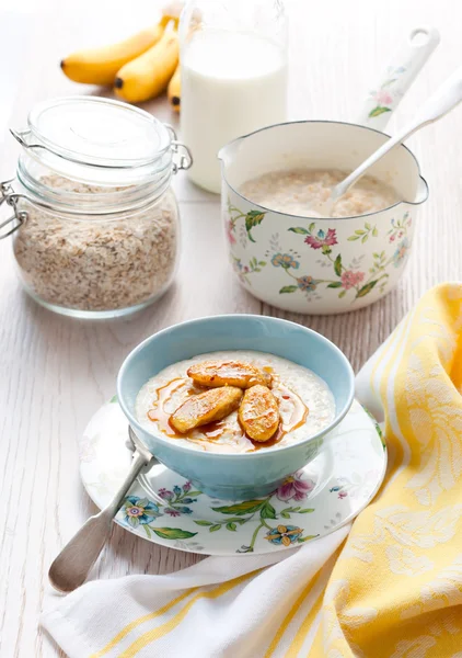 Porridge con banane — Foto Stock