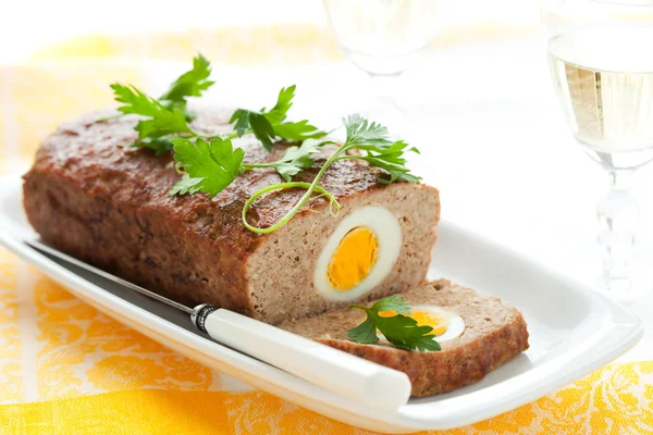 Meatloaf with boiled eggs — Stock Photo, Image