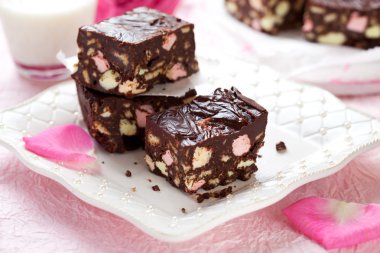 Rocky road cake clipart