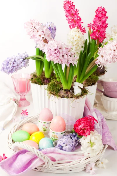 Disposizione tavolo Pasqua — Foto Stock